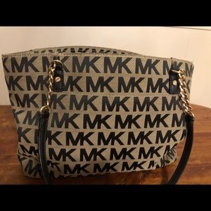 Michael Kors purse